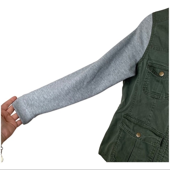 Wallflower denim jacket with soft sleeves | Medium - Picture 4 of 5